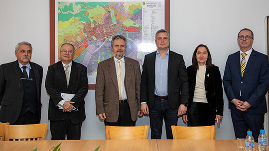 Унгарски инвеститор ще осигури нови работни места в Стара Загора