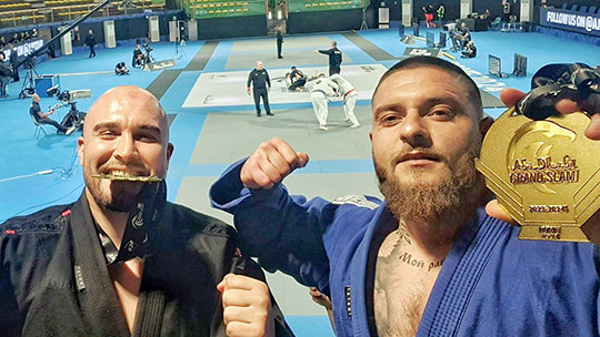 Старозагорецът Янко Михайлов стана световен шампион по бразилско жиу-жицу