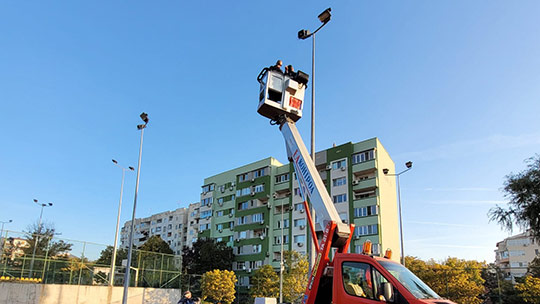 Осветлението в парк „Артилерийски“ в Стара Загора се подменя с LED осветители