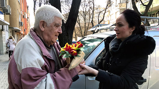 Кметът Живко Тодоров отправи поздрав към Почетния гражданин Кънчо Матев за 90-ата му годишнина