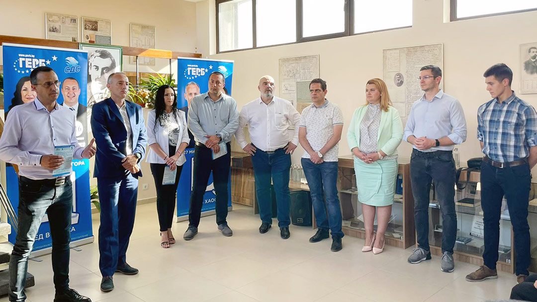 Кандидатите за народни представители от Коалиция ГЕРБ – СДС се срещнаха с членове и симпатизанти в Чирпан