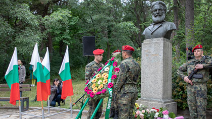 Старозагорци се поклониха пред паметта и делото на Христо Ботев и загиналите за свободата