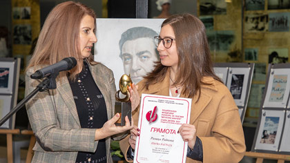 Ралица Райкова спечели Златното яйце на конкурса „Веселин Ханчев“ в Стара Загора