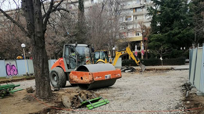 Общината изгражда нова детска площадка в парк Тракия