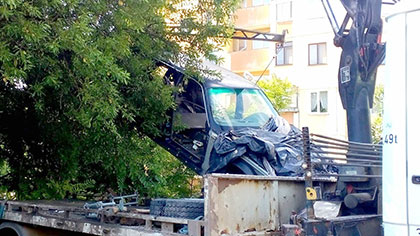 20 излезли от употреба автомобила са принудително премахнати от паркинги и междублокови пространства в Стара Загора