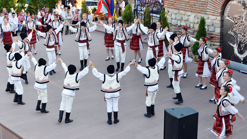 World Folk 2018 02