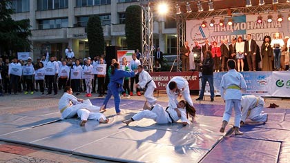 1300 студенти участват в Националната универсиада в Стара Загора