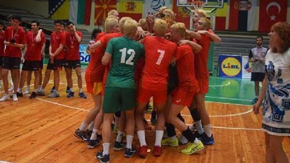 България спечели Балканиадата по волейбол за юноши до 17 години