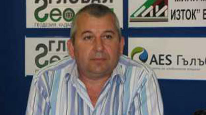 Илия Златев