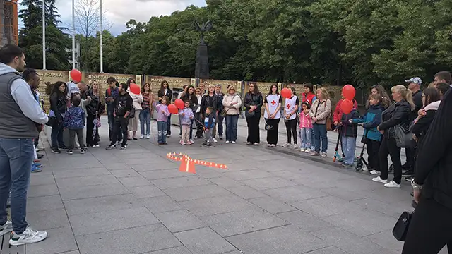 Международния ден за съпричастност със засегнатите от ХИВ/СПИН с вечерно бдение